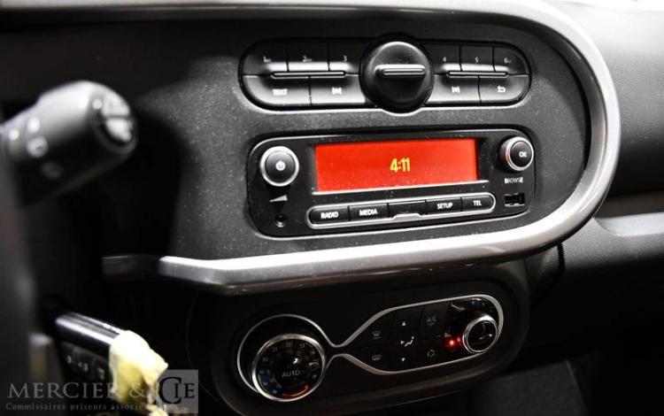 RENAULT TWINGO 0.9 TCE 110 GT NOIR EW-858-EY