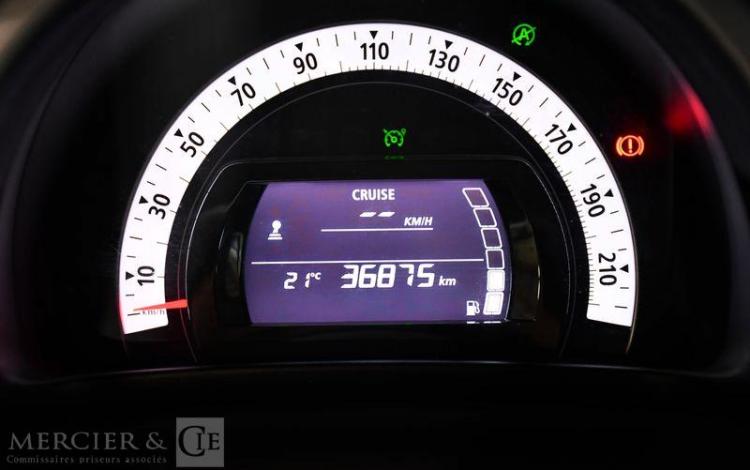 RENAULT TWINGO 0.9 TCE 110 GT NOIR EW-858-EY