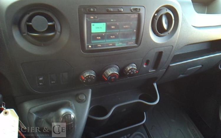 RENAULT MASTER3500 L2H2 DCI 130 MARRON EY-497-GE