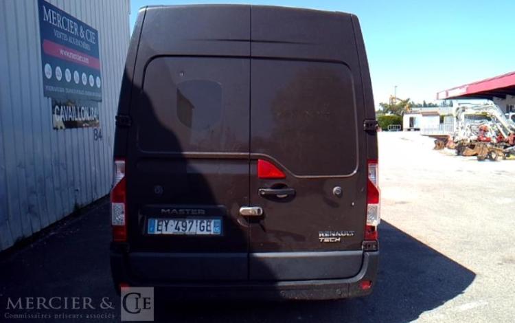 RENAULT MASTER3500 L2H2 DCI 130 MARRON EY-497-GE