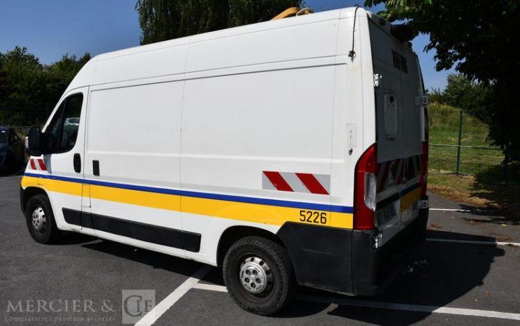 PEUGEOT BOXER L2H2 335 130CH PREMIUM PACK BLANC EY-840-GD
