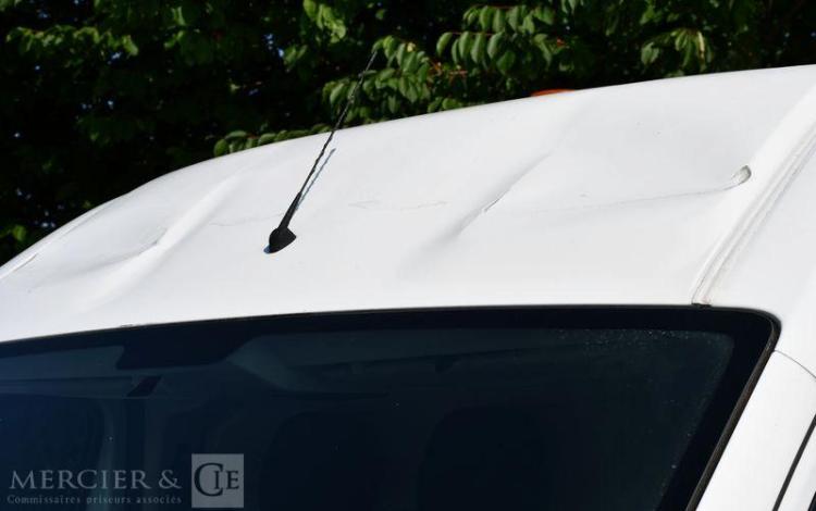 PEUGEOT BOXER L2H2 335 130CH PREMIUM PACK BLANC EY-840-GD