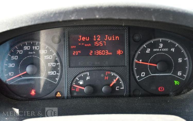 PEUGEOT BOXER L2H2 335 130CH PREMIUM PACK BLANC EY-840-GD