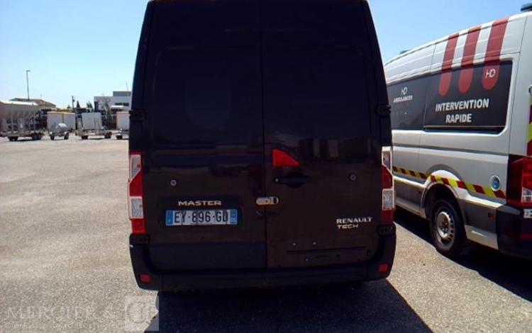 RENAULT MASTER3500 L2H2 DCI 130 MARRON EY-896-GD
