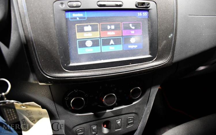 DACIA SANDERO STEPWAY TCE 90 GRIS EZ-434-VJ
