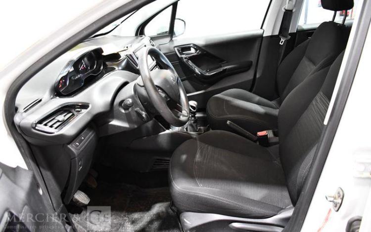 PEUGEOT 208 AFF 100CH PREMIUM PACK BLANC FC-051-HC