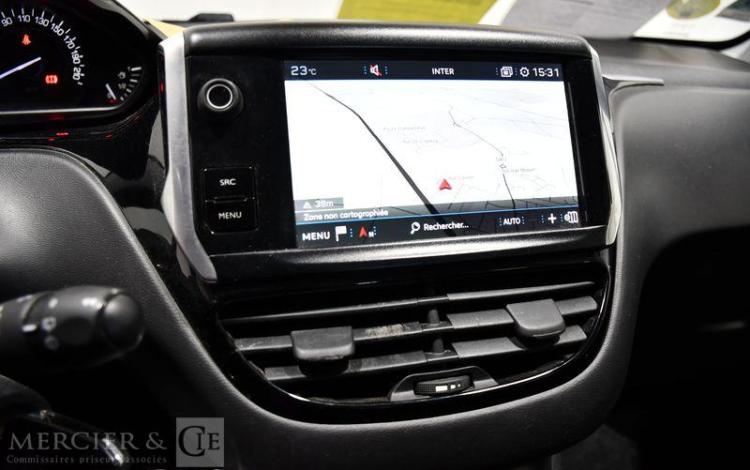 PEUGEOT 208 AFF 100CH PREMIUM PACK BLANC FC-051-HC