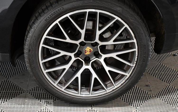 PORSCHE MACAN 2.0 245 PDK NOIR FC-589-MP