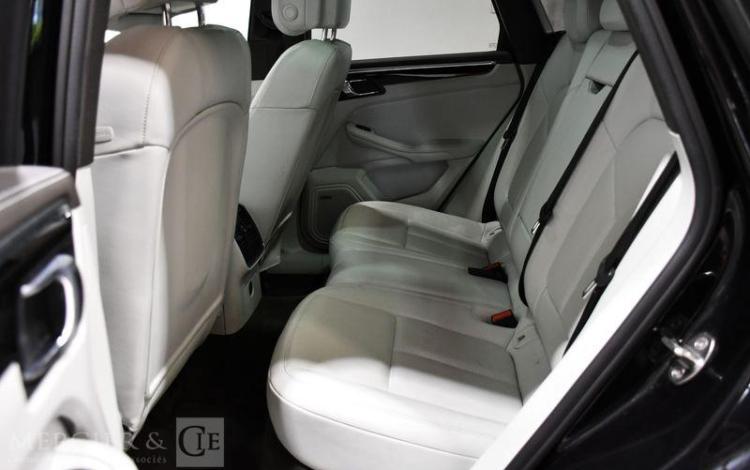 PORSCHE MACAN 2.0 245 PDK NOIR FC-589-MP