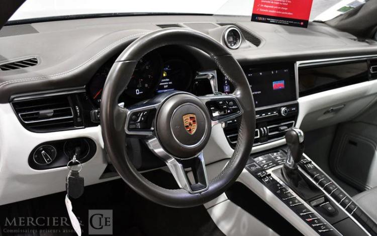 PORSCHE MACAN 2.0 245 PDK NOIR FC-589-MP