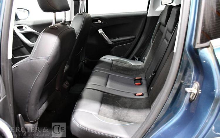 PEUGEOT 2008 1.2 PURE TECH 110 CROSSSWAY EAT5 VERT FF-657-EA