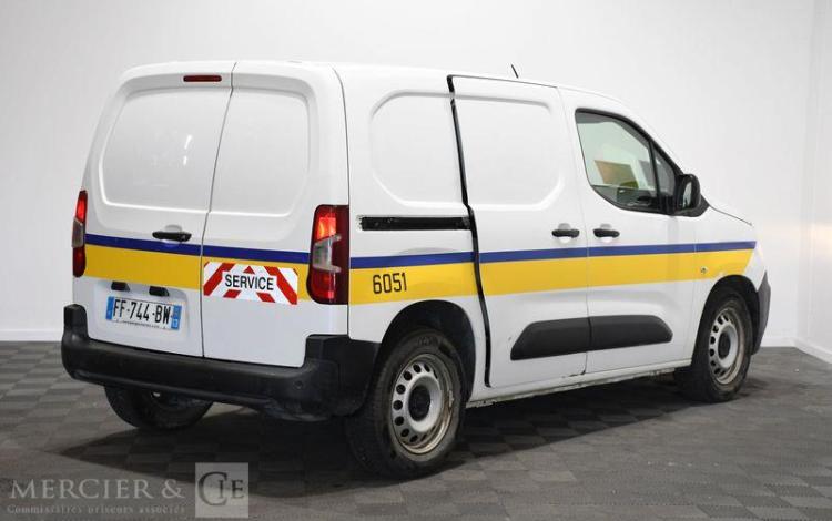 PEUGEOT PARTNER 1000KG 100CH GRIP BLANC FF-744-BW