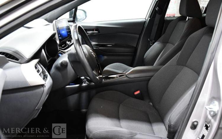 TOYOTA C-HR GRIS FG-273-XD