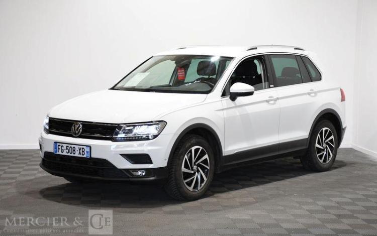 VOLKSWAGEN TIGUAN 2,0 TDI 150 BLUEMOTION CONFORT LINE DSG BLANC FG-508-XB