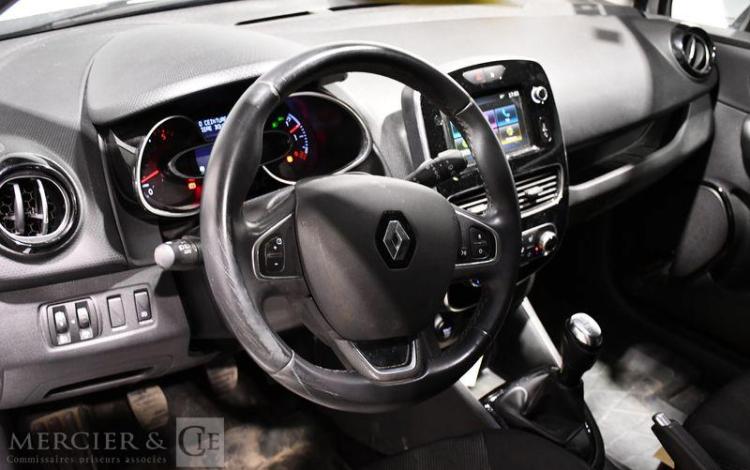 RENAULT CLIO ESTATE 90CH INTENS BLANC FG-978-BV