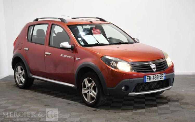 DACIA SANDERO STEPWAY 1,5 DCI 70CH ROUGE FH-489-EE