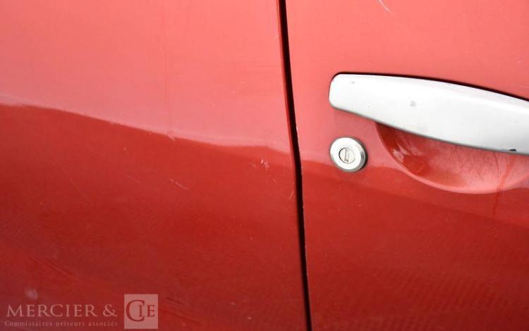 DACIA SANDERO STEPWAY 1,5 DCI 70CH ROUGE FH-489-EE