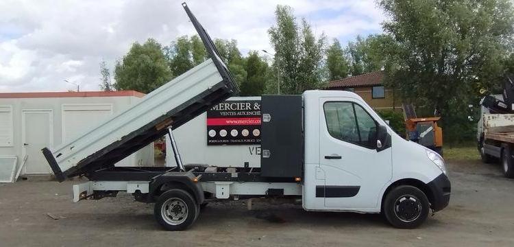 RENAULT MASTER BENNE 2.3 BLUEDCI 145 35 L3 RJ COFFRE BLANC FH-672-CB