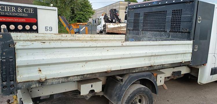 RENAULT MASTER BENNE 2.3 DCI 130 35 L3 RJ PLUS CONFORT COFFRE BLANC FH-777-CB