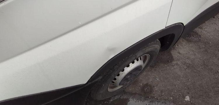 IVECO DAILY 35S14 FOURGON – DIESEL – 91443 KMS – ANNEE 2019 BLANC FH-975-FV