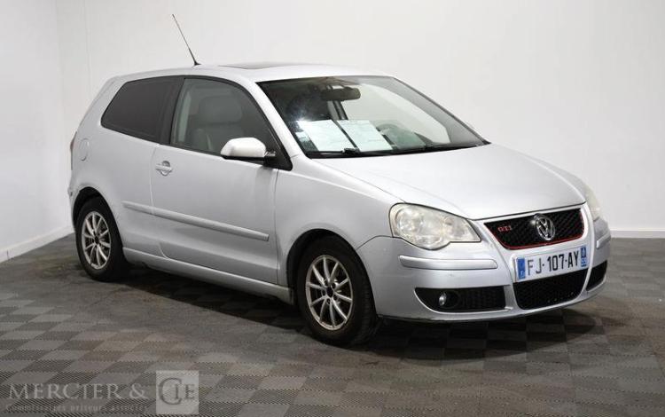 VOLKSWAGEN POLO 1,4 TDI80 GRIS FJ-107-AY