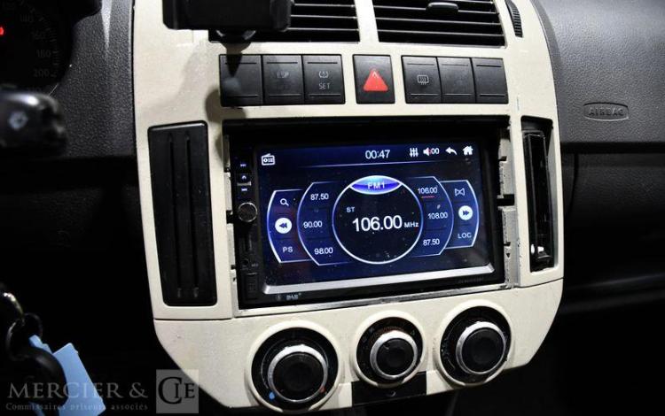 VOLKSWAGEN POLO 1,4 TDI80 GRIS FJ-107-AY
