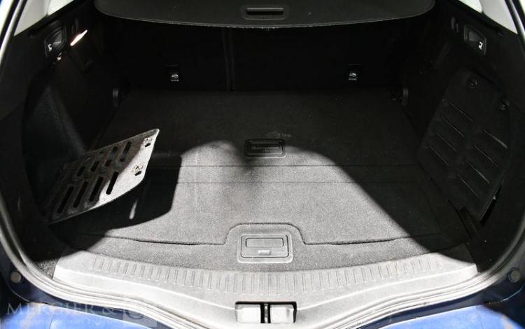 RENAULT MEGANE ESTATE BUSINESS BLUE DCI 115 EDC BLEU FJ-118-BW