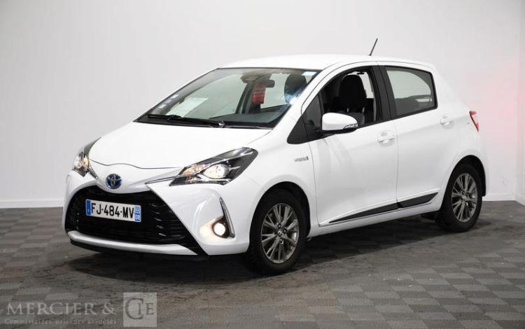 TOYOTA YARIS 1.5 VVTI 100H 75 HYBRID DYNAMIC BVA BLANC FJ-484-MV