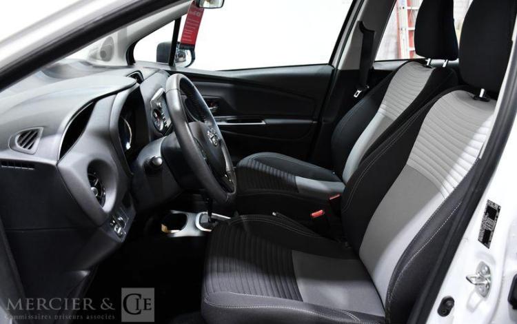 TOYOTA YARIS 1.5 VVTI 100H 75 HYBRID DYNAMIC BVA BLANC FJ-484-MV