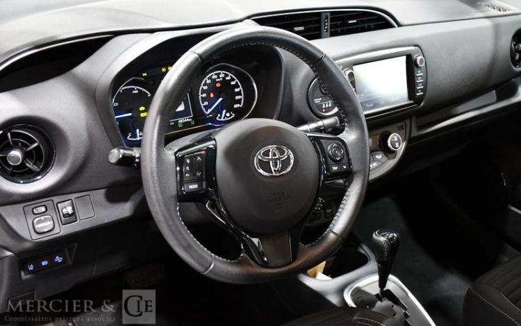 TOYOTA YARIS 1.5 VVTI 100H 75 HYBRID DYNAMIC BVA BLANC FJ-484-MV