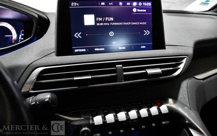 PEUGEOT 3008 1.2 PURETECH 130 GT LINE ROUGE FK-683-LB
