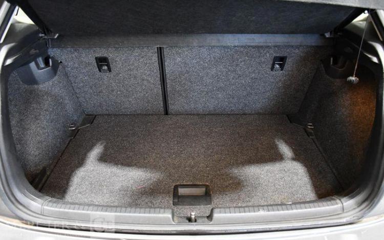 VOLKSWAGEN POLO 1.0 TSI 95CH BUSINESS GRIS FL-119-LK