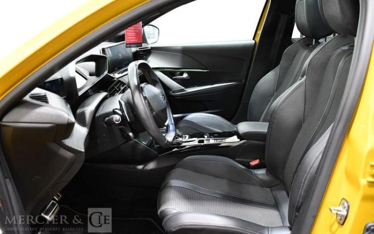 PEUGEOT 208 1.2 PURETECH 100 GT LINE EAT JAUNE FL-121-YK