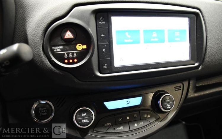 TOYOTA YARIS 1,0 VVTI DESIGN Y20 GRIS FM-899-GC