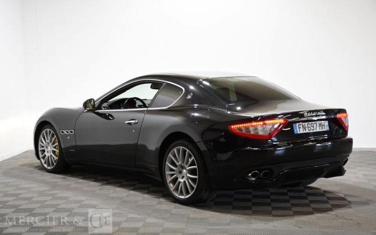 MASERATI GRANTURISMO 4.7 440 S BVA NOIR FN-697-MH