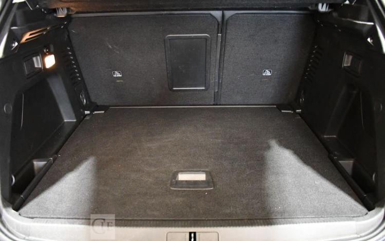 PEUGEOT 3008 1,2 PURETECH GRIS FN-734-KN