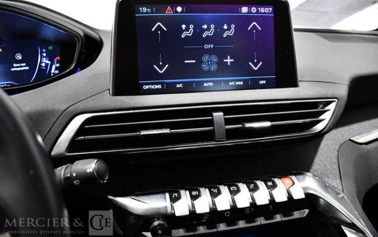 PEUGEOT 3008 1,2 PURETECH GRIS FN-734-KN