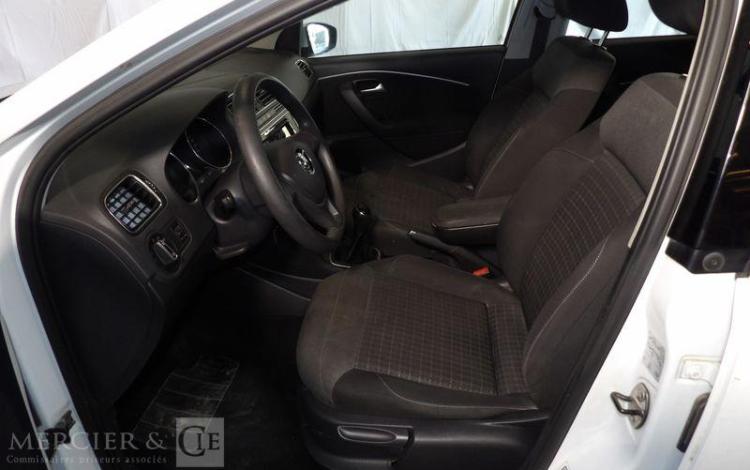 VOLKSWAGEN POLO 1,2 TSI 90CH BLUEMOTION CONFORT LINE BLANC FP-036-PS