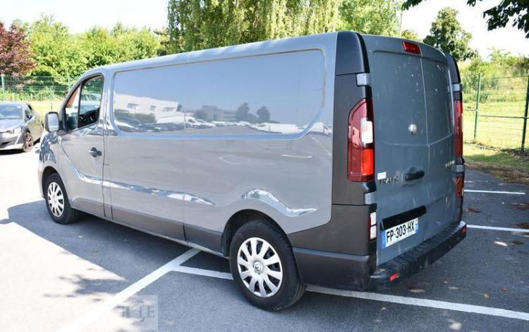 RENAULT TRAFIC 1300 1,6 DCI120 GD CFT GRIS FP-303-HX