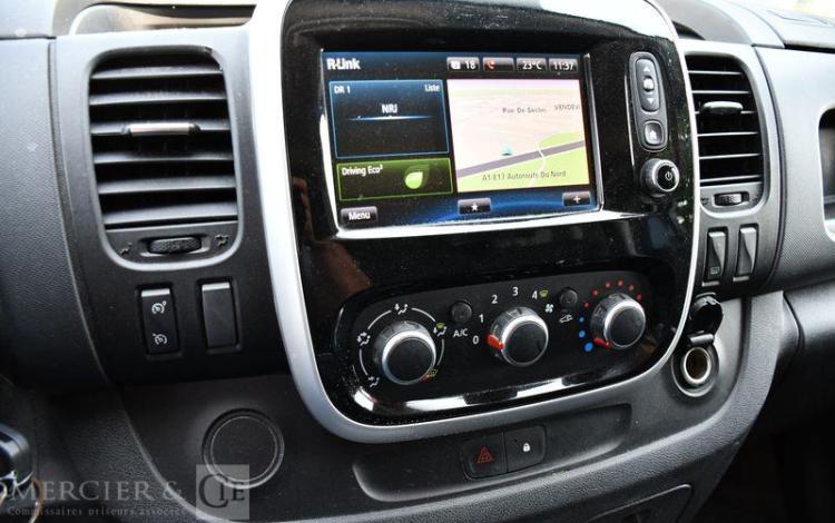 RENAULT TRAFIC 1300 1,6 DCI120 GD CFT GRIS FP-303-HX
