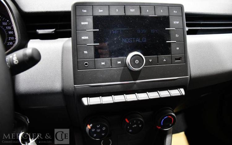 RENAULT CLIO V 1.0 SCE 65 LIFE BLANC FP-418-AT