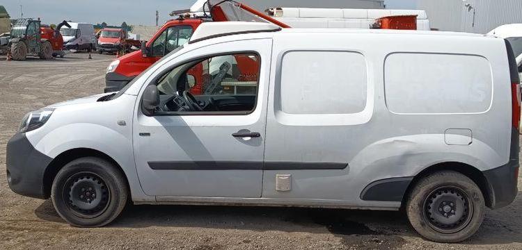 RENAULT KANGOO 2 EXPRESS ZE 60 CV BOITE AUTO – ELECTRIQUE – 45038 KMS – ANNEE 2020 BLANC FP-542-XY