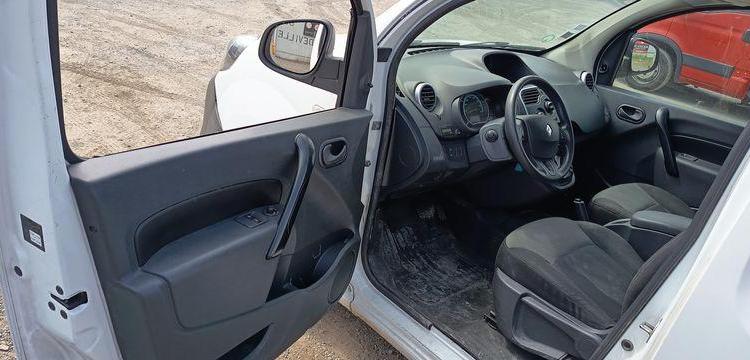 RENAULT KANGOO 2 EXPRESS ZE 60 CV BOITE AUTO – ELECTRIQUE – 45038 KMS – ANNEE 2020 BLANC FP-542-XY