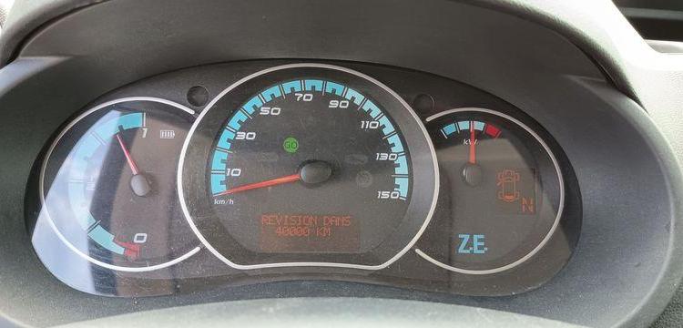 RENAULT KANGOO 2 EXPRESS ZE 60 CV BOITE AUTO – ELECTRIQUE – 45038 KMS – ANNEE 2020 BLANC FP-542-XY