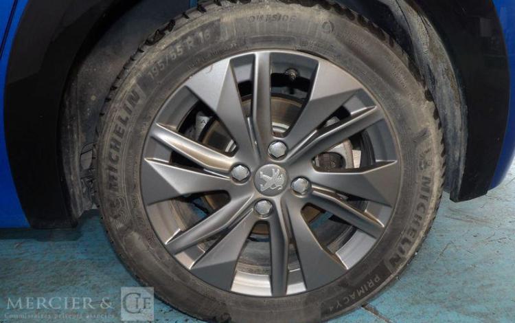 PEUGEOT e-208 135ch 50KWH ALLURE BVA – VENTE SUR DESIGNATION A CAVAILLON BLEU FQ-295-XS