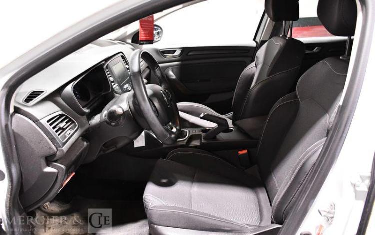 RENAULT MEGANE BLUEDCI 95CH LIFE BLANC FQ-634-YP