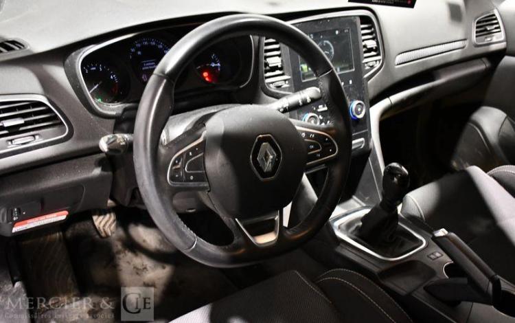 RENAULT MEGANE BLUEDCI 95CH LIFE BLANC FQ-634-YP