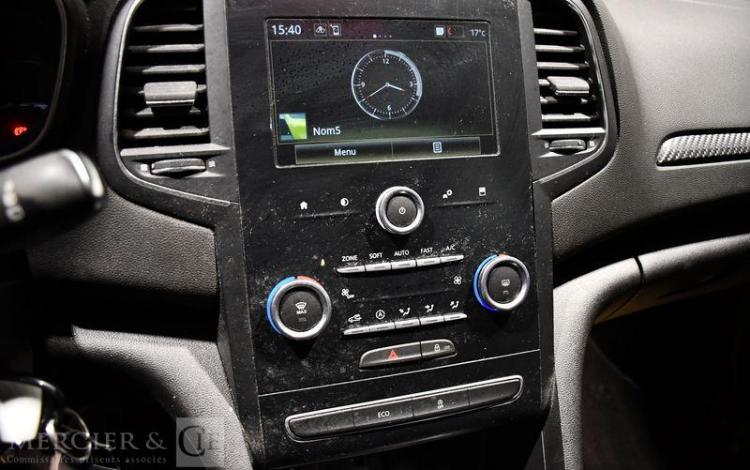 RENAULT MEGANE BLUEDCI 95CH LIFE BLANC FQ-634-YP