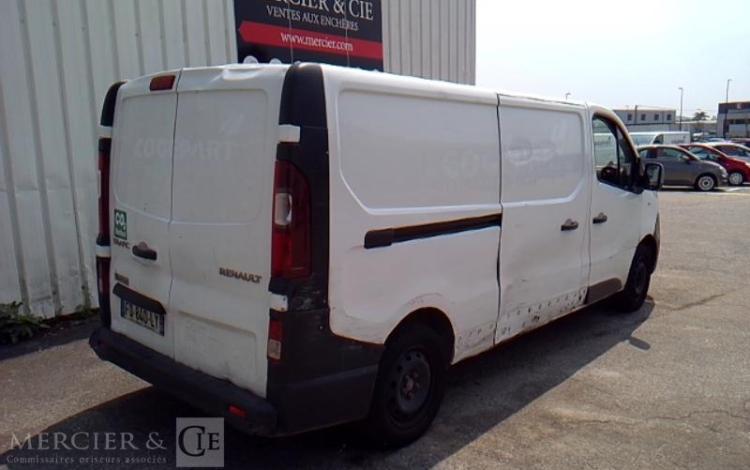 RENAULT TRAFIC GCF 1300 1.6 DCI 16V 95CV L2H1 BOIS BLANC FQ-840-LY