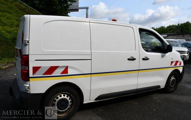 PEUGEOT EXPERT L1H1 120CH STANDARD BLANC FR-235-TN